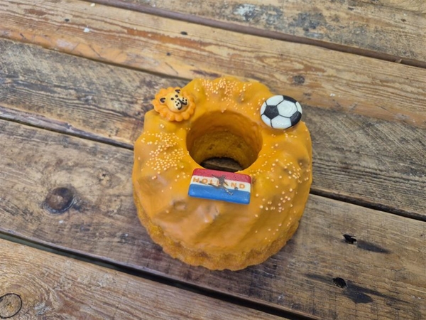 Oranje caketulbandje